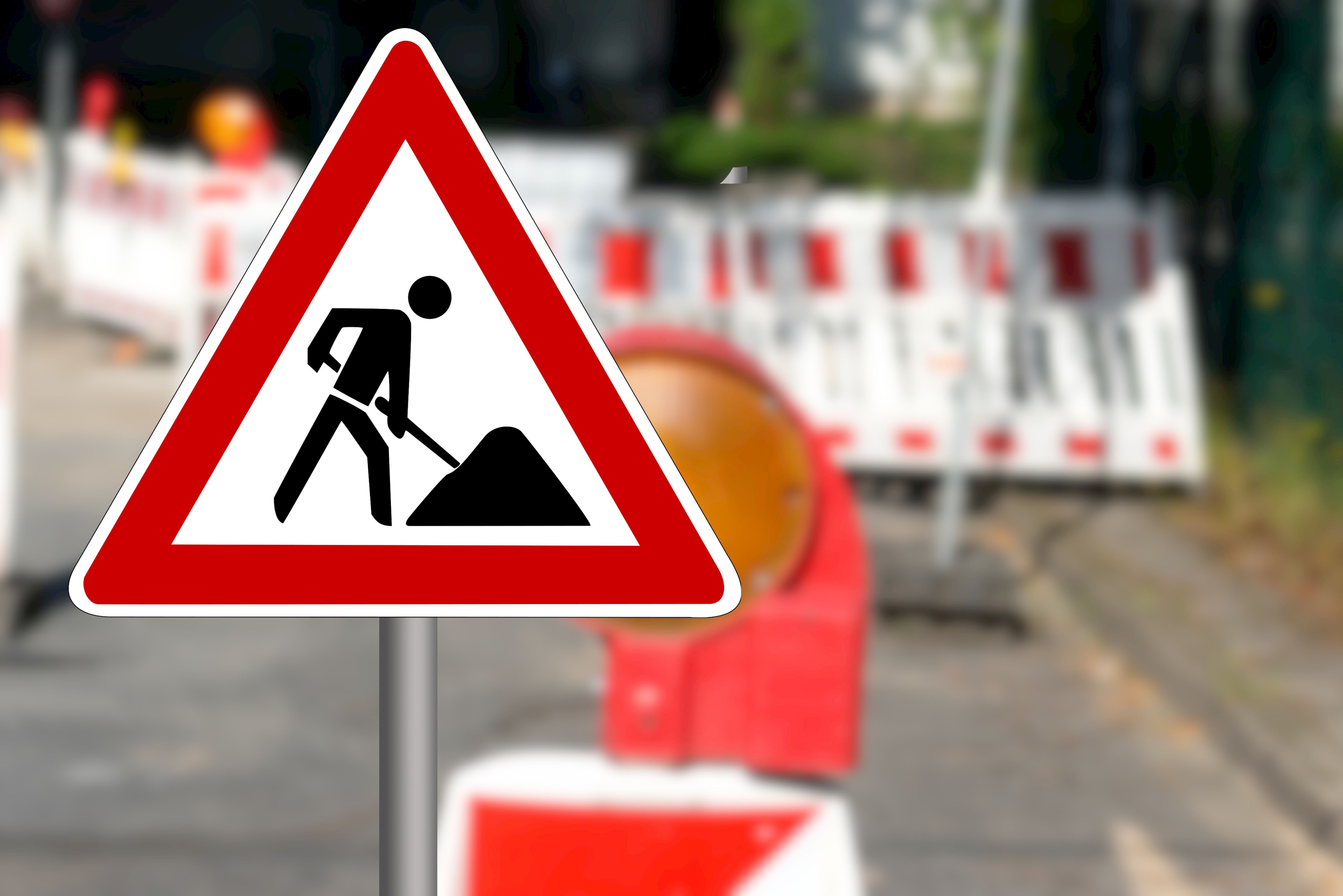 Geh- und Radweg zur Brunneranlage gesperrt
