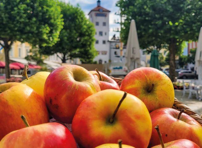 2025 221 Apfelmarkt