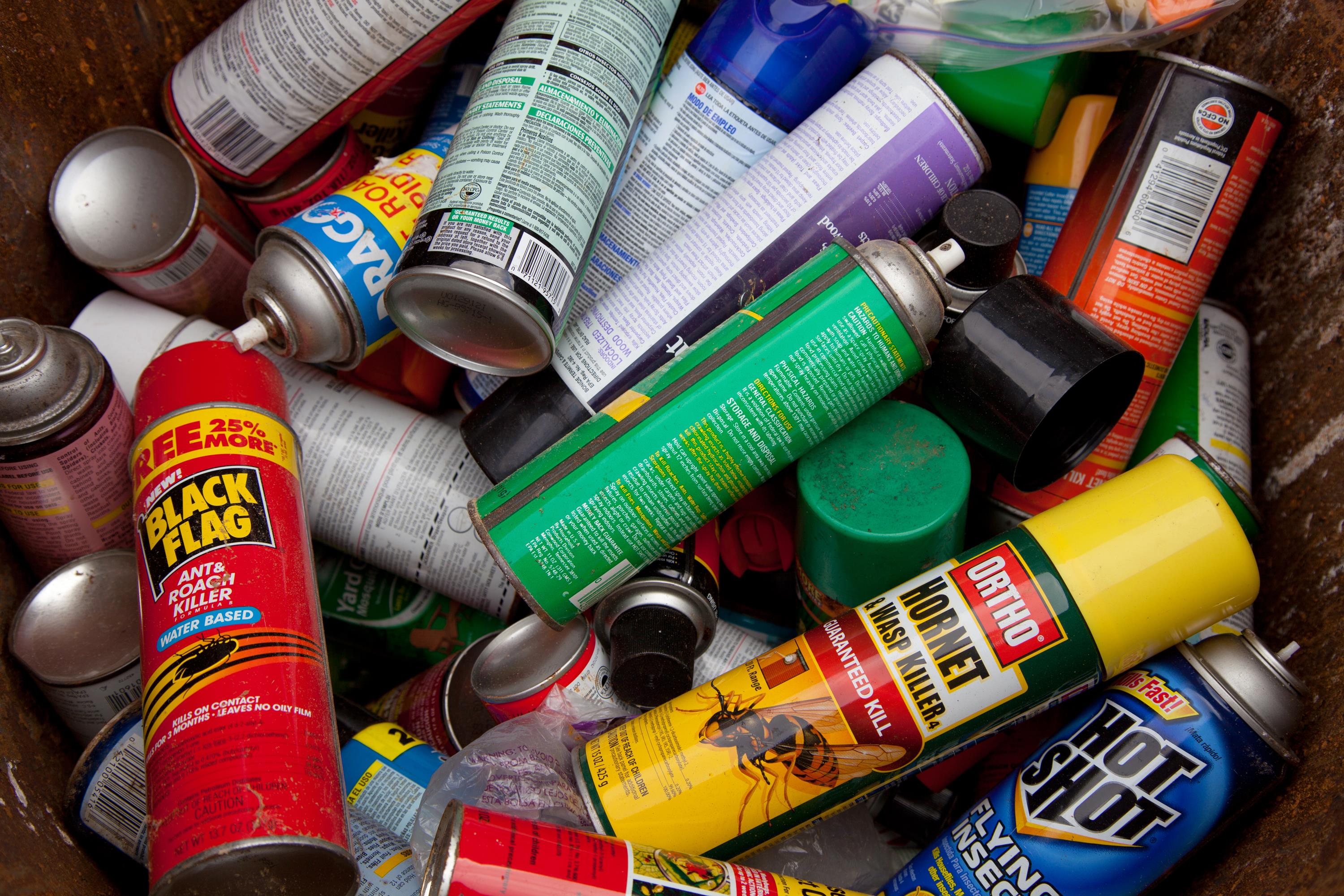 Spraydosen Istock Hroe Nur Redaktionelle Nutzung