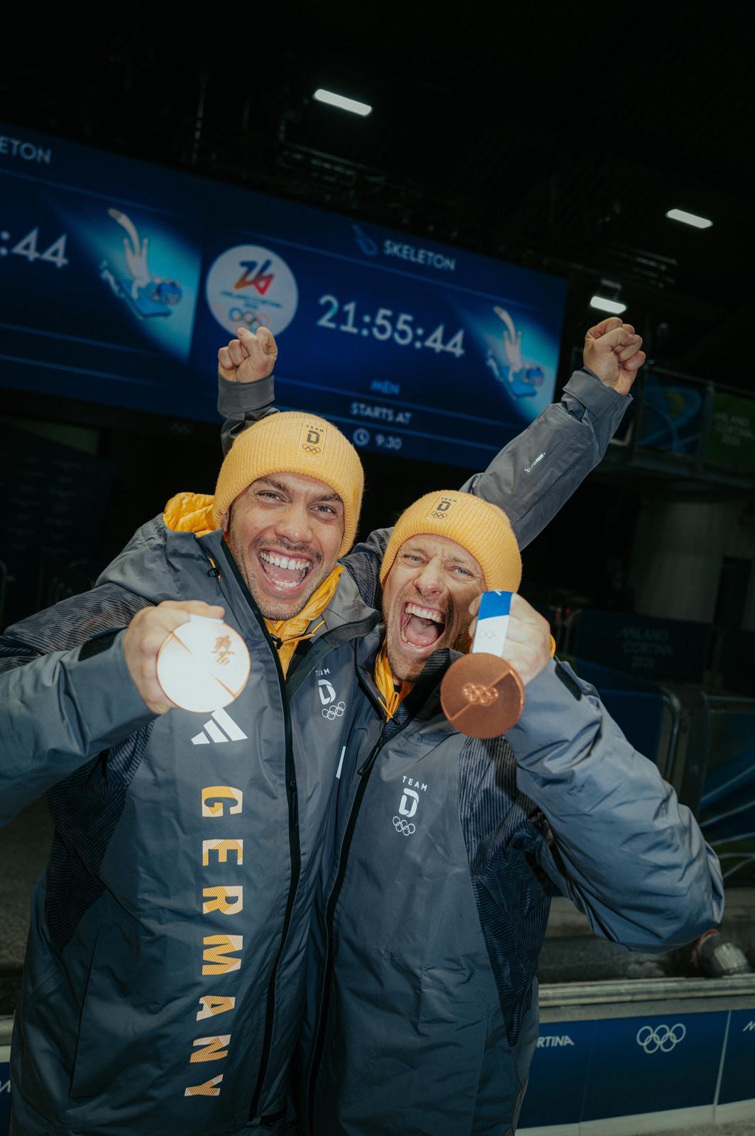 Die Rekord-Rodler Tobias Wendl und Tobias Arlt haben bei den olympischen Winterspielen 2026 ihre insgesamt achte Medaille gewonnen. Mit sieben Gold- und einer Bronzemedaille schreiben sie Sportgeschichte und sind nun deutsche Rekord-Winterolympioniken. Foto © Philip Reinhard
