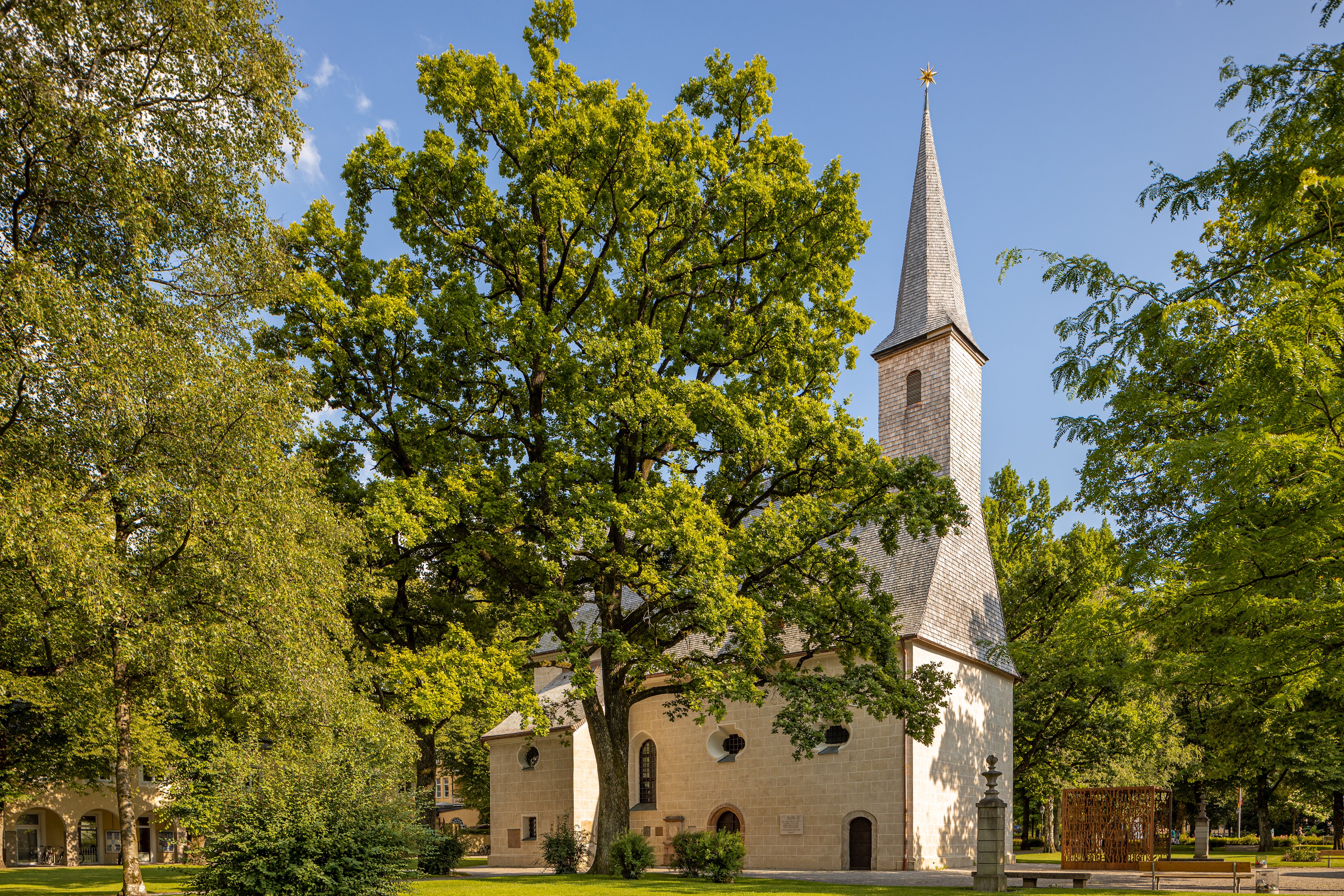 Kirche im Stadtpark.jpg