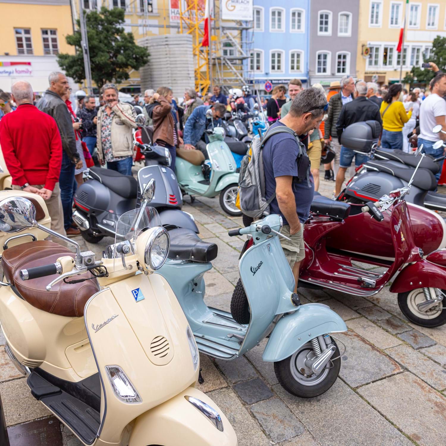 Vespa-Treffen Stadtplatz